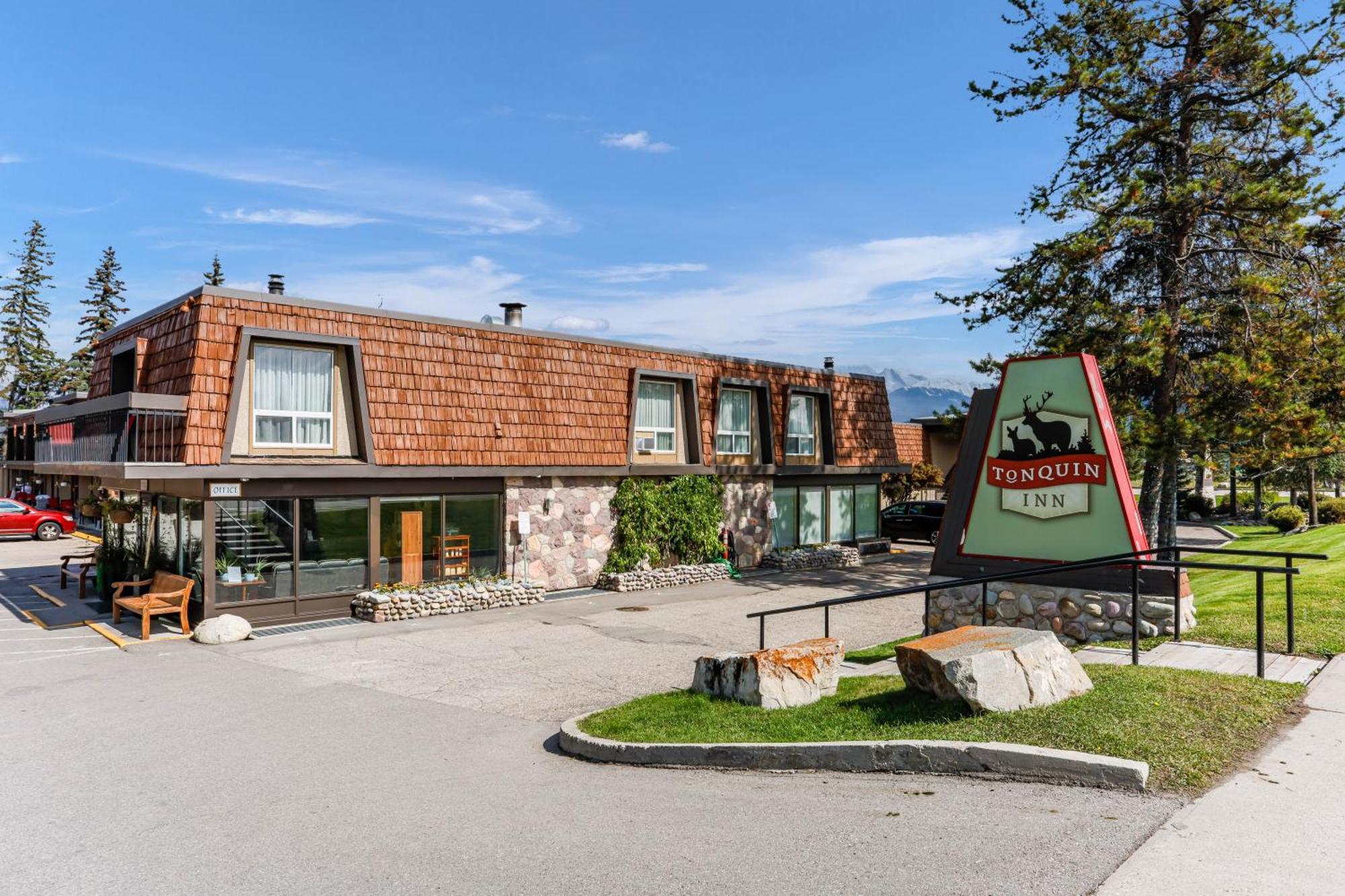 Tonquin Inn Jasper Kültér fotó