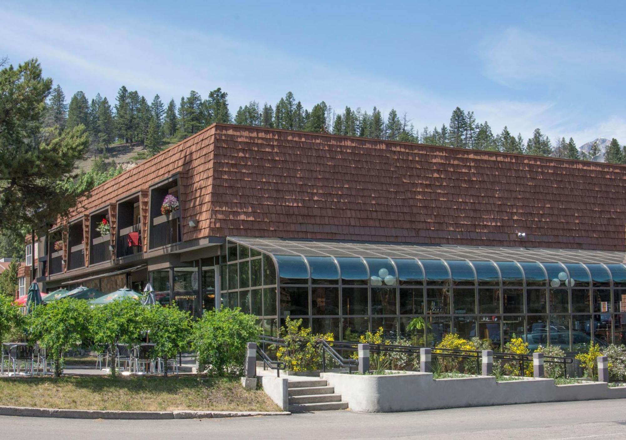 Tonquin Inn Jasper Kültér fotó