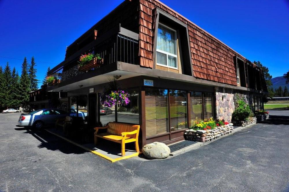 Tonquin Inn Jasper Kültér fotó